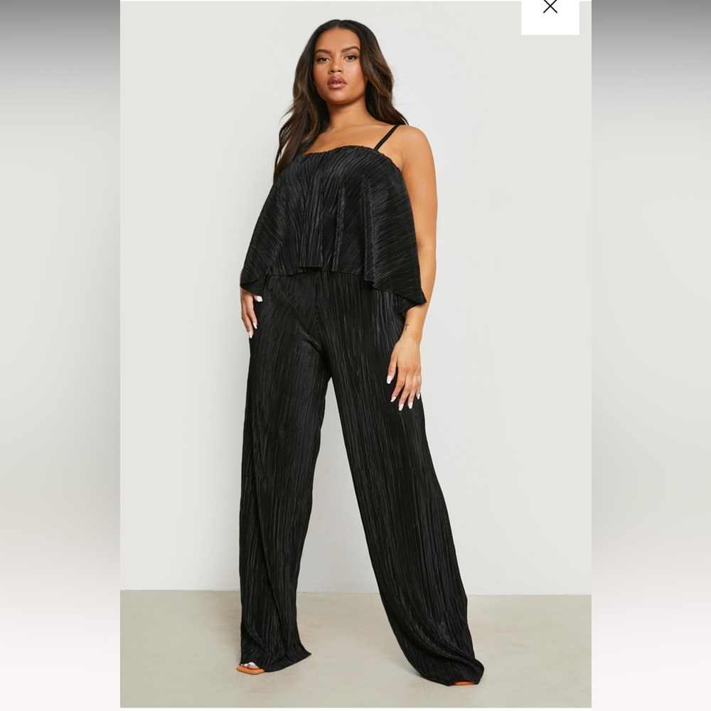 PLISSE STRAPPY WIDE LEG JUMPSUIT